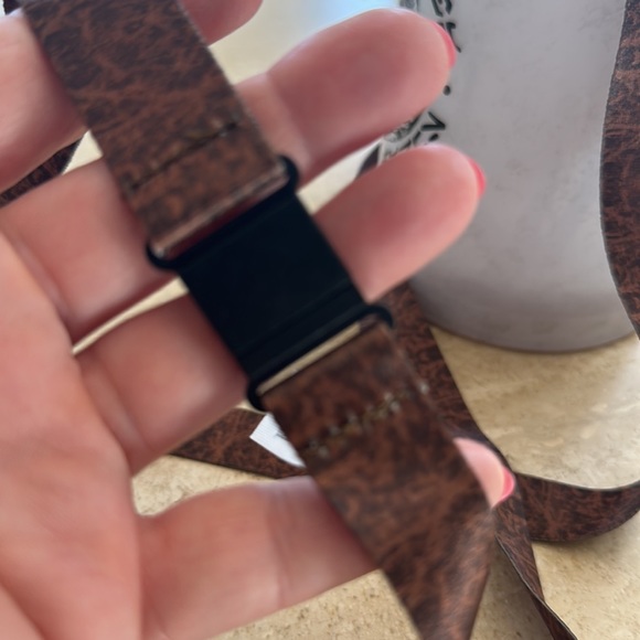 Star Wars (hard to get item) Blue Milk Disneyland Galaxy's Edge Oga’s CantinaBar - Picture 8 of 11